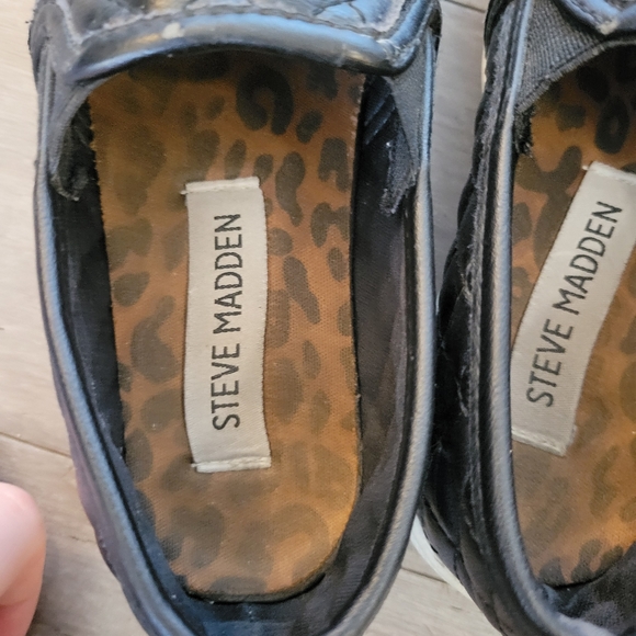 Steve Madden Girls Black Shiny Loafers Size 1 - Picture 8 of 12